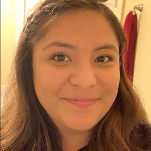 Meet your Posher, Cecilia